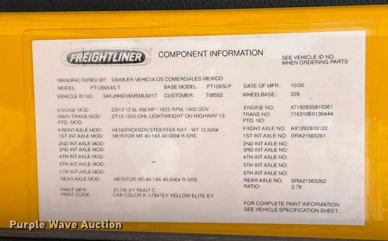 image for item EJ4579 2021 Freightliner Cascadia 126 semi truck