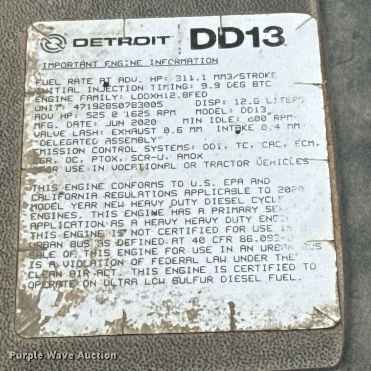 image for item EJ4580 2021 Freightliner Cascadia 126 semi truck