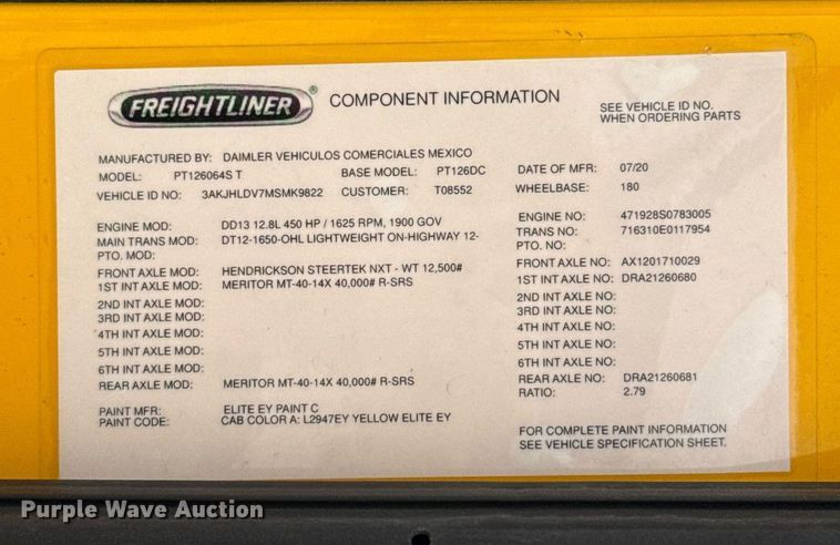 image for item EJ4580 2021 Freightliner Cascadia 126 semi truck