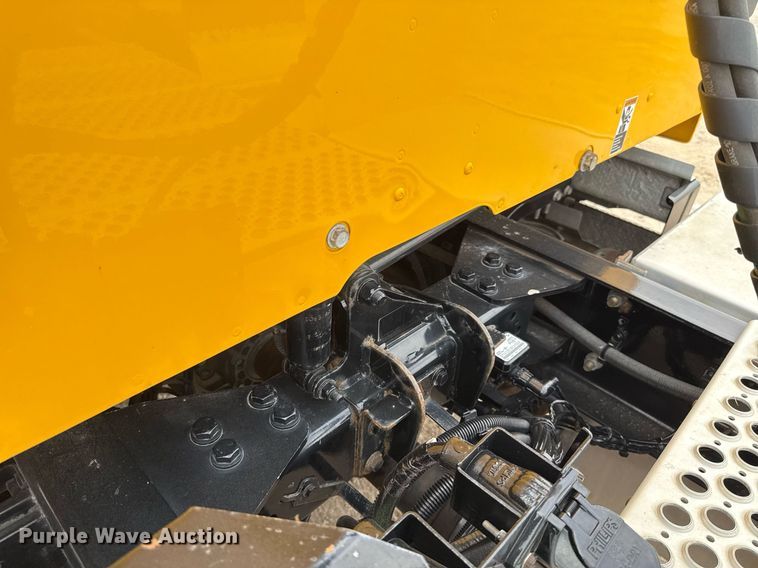 image for item EJ4581 2021 Kenworth T680 semi truck