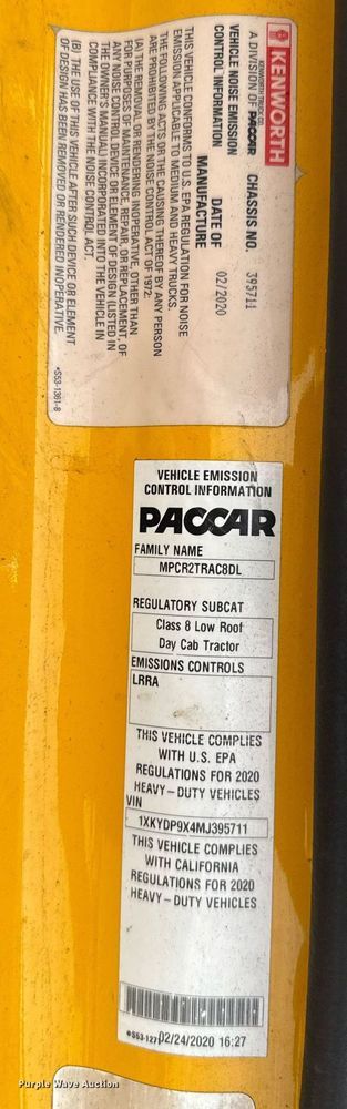 image for item EJ4581 2021 Kenworth T680 semi truck