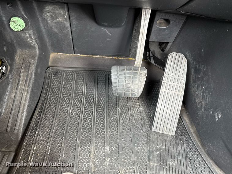 image for item EJ4582 2021 Freightliner Cascadia 126 semi truck