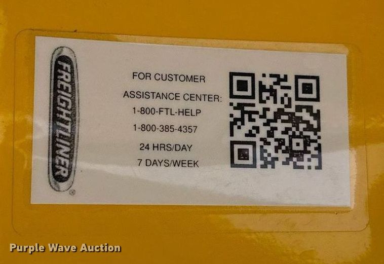 image for item EJ4582 2021 Freightliner Cascadia 126 semi truck