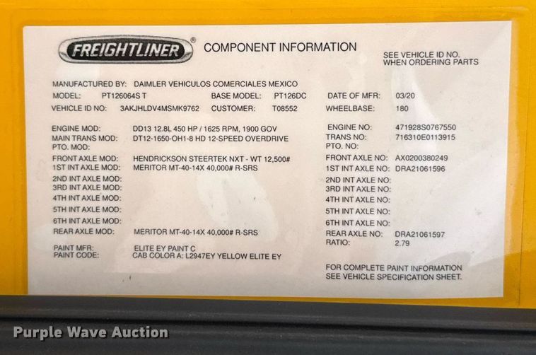 image for item EJ4582 2021 Freightliner Cascadia 126 semi truck