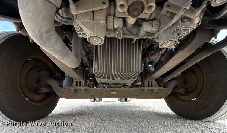 image for item EJ4584 2020 Kenworth T880 semi truck