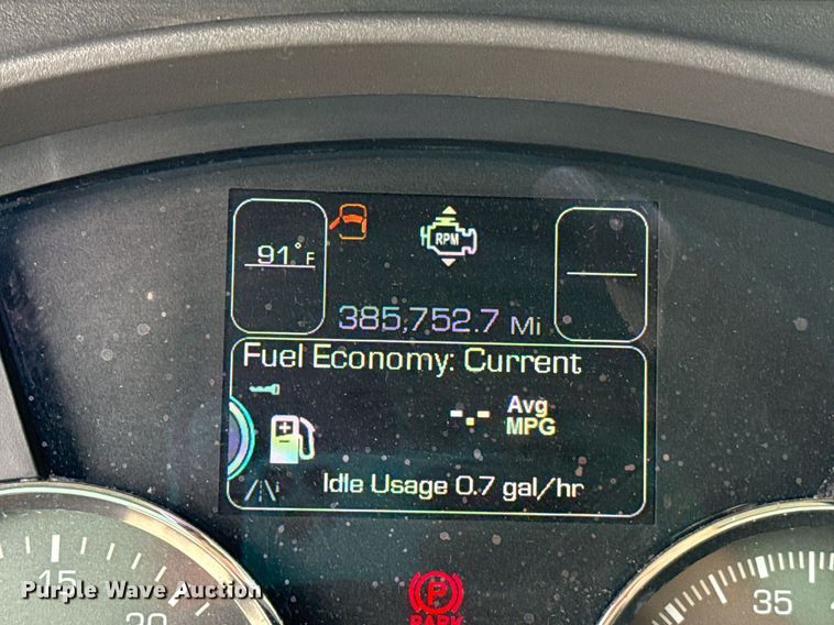 image for item EJ4584 2020 Kenworth T880 semi truck