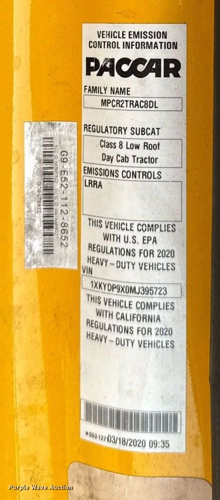 image for item EJ4585 2021 Kenworth T680 semi truck