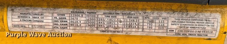 image for item EJ4588 2022 Kenworth T680 semi truck