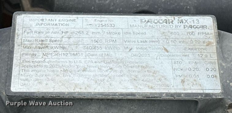 image for item EJ4589 2022 Kenworth T680 semi truck