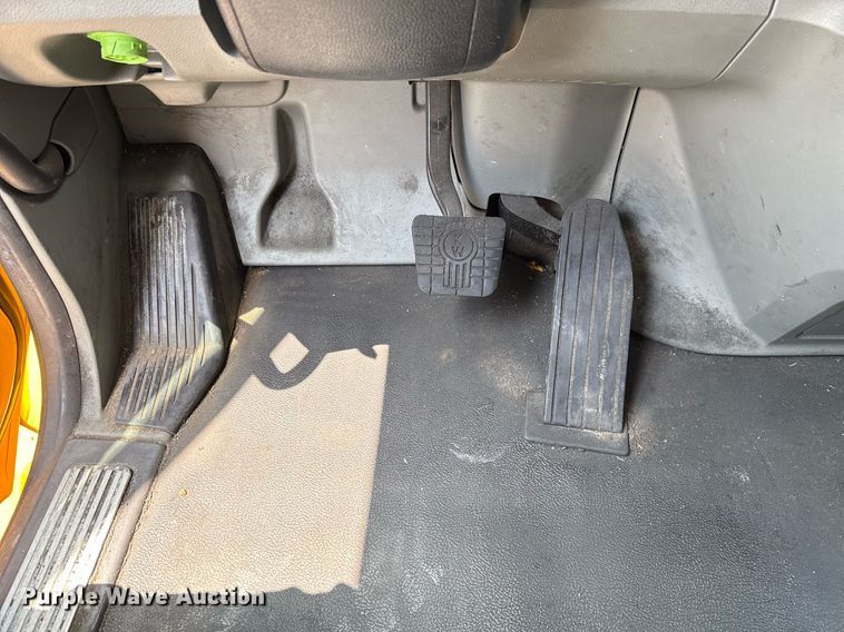 image for item EJ4590 2019 Kenworth T680 semi truck