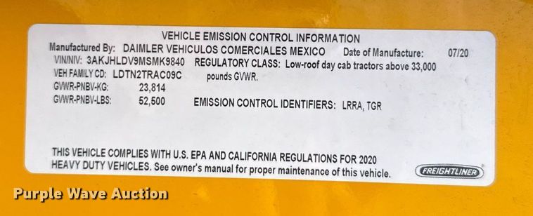 image for item EJ4594 2021 Freightliner Cascadia 126 semi truck