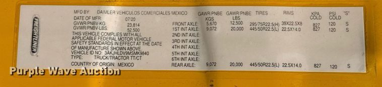 image for item EJ4594 2021 Freightliner Cascadia 126 semi truck