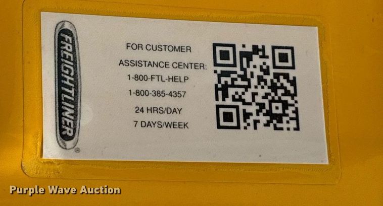 image for item EJ4594 2021 Freightliner Cascadia 126 semi truck