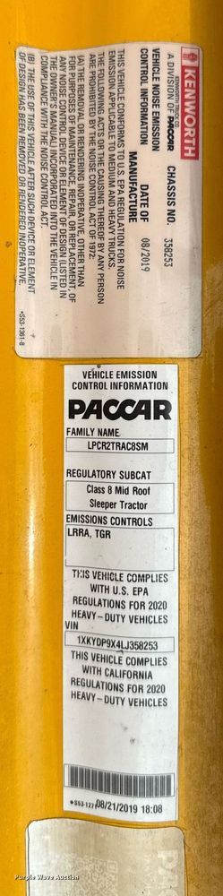 image for item EJ4595 2020 Kenworth T680 semi truck