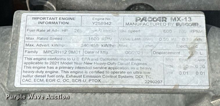 image for item EJ4597 2022 Kenworth T680 semi truck