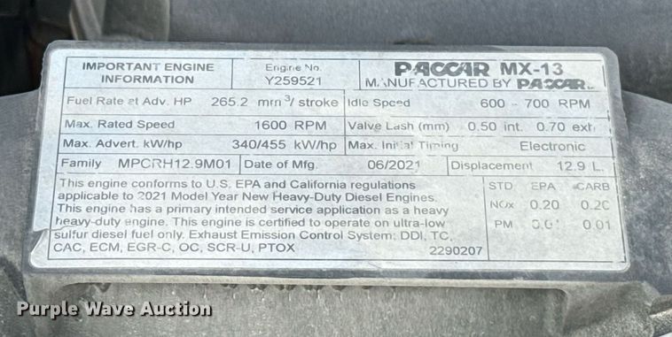 image for item EJ4598 2022 Kenworth T680 semi truck