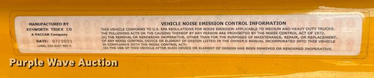 image for item EJ4598 2022 Kenworth T680 semi truck