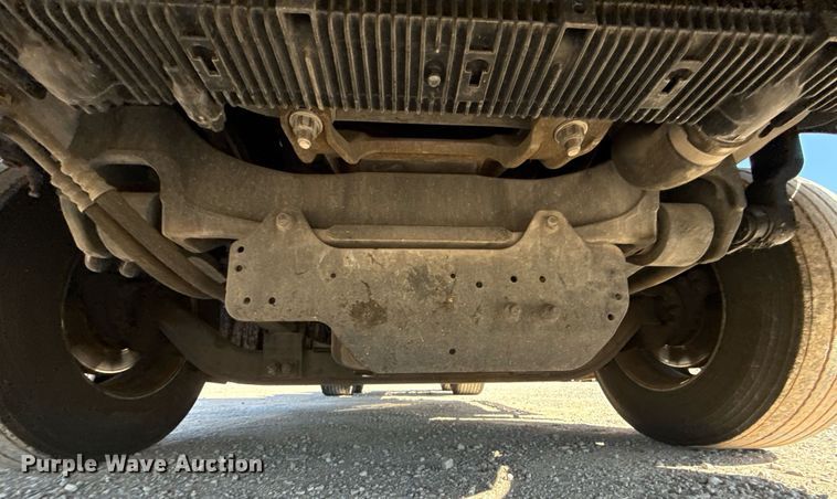 image for item EJ4599 2021 Freightliner Cascadia 126 semi truck