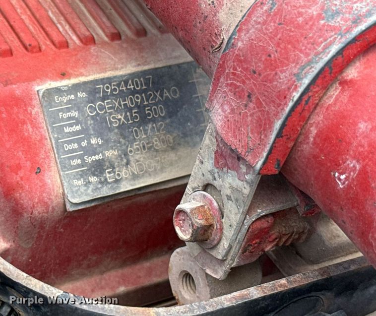 image for item EJ8773 2013 Kenworth T800 semi truck