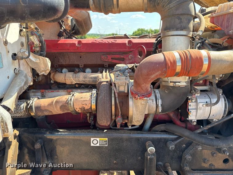 image for item EJ8780 2009 Peterbilt 367 semi truck