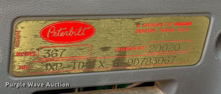 image for item EJ8780 2009 Peterbilt 367 semi truck