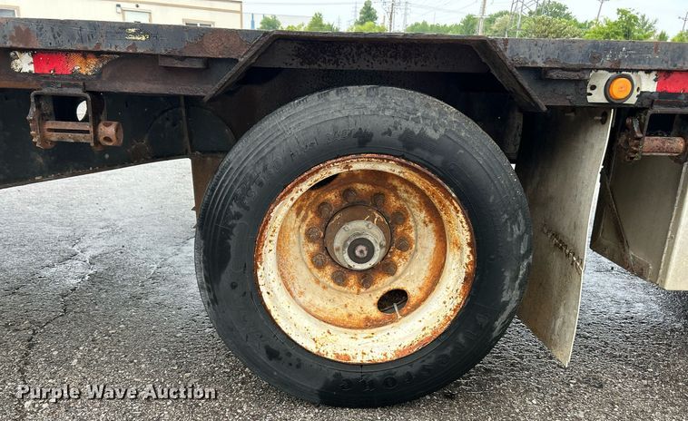 image for item EK8072 2000 Doonan 482DB14 drop deck trailer