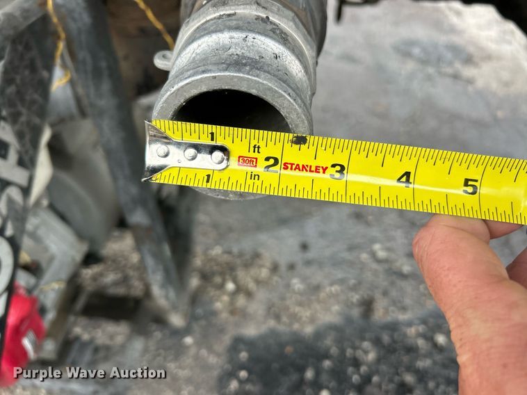 image for item EK8073 1972 Fruehauf tank trailer