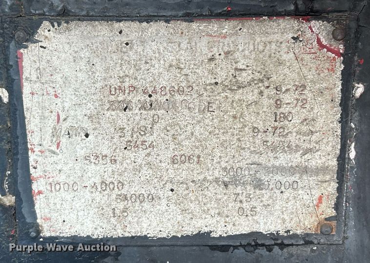 image for item EK8073 1972 Fruehauf tank trailer