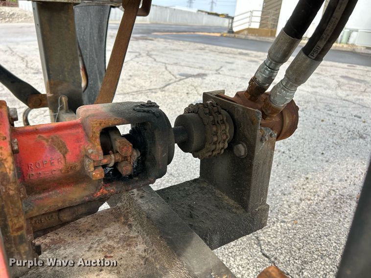 image for item EK8074 1981 Fruehauf tank trailer