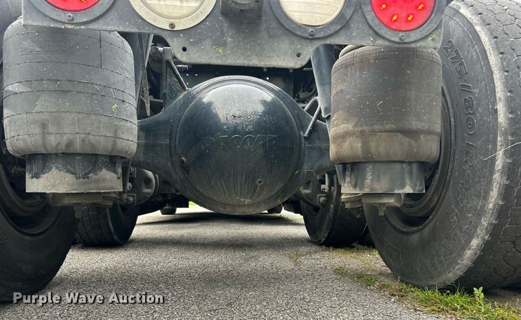 image for item EK8120 2020 Kenworth T680  semi truck