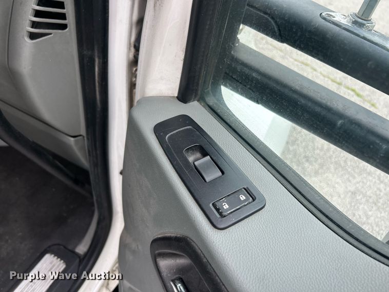 image for item EK8120 2020 Kenworth T680  semi truck