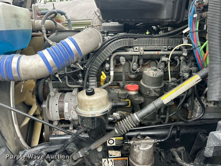 image for item EK8120 2020 Kenworth T680  semi truck