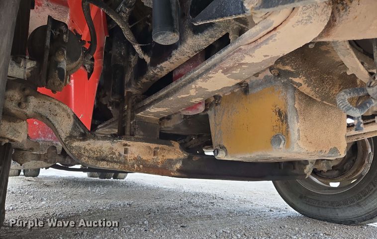 image for item EL2067 2007 International 9400i semi truck