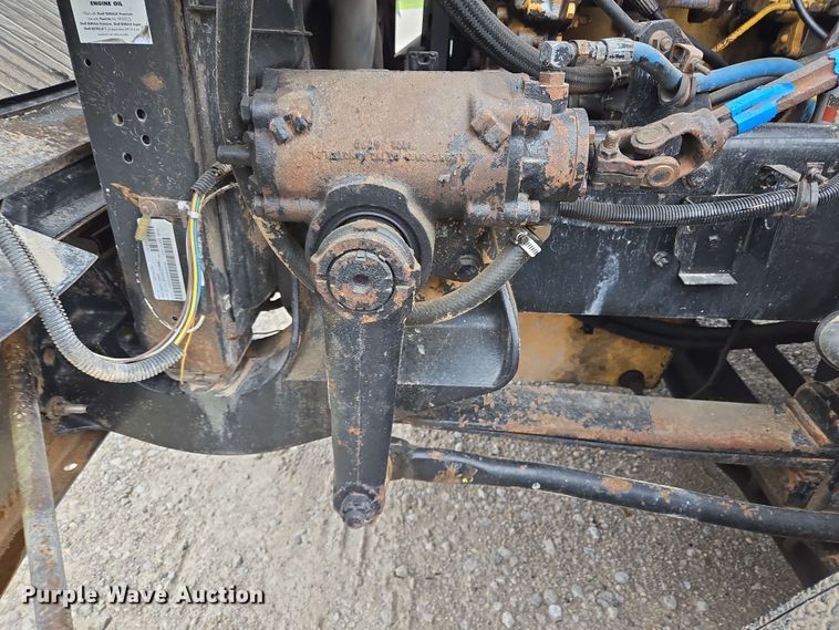 image for item EL2067 2007 International 9400i semi truck