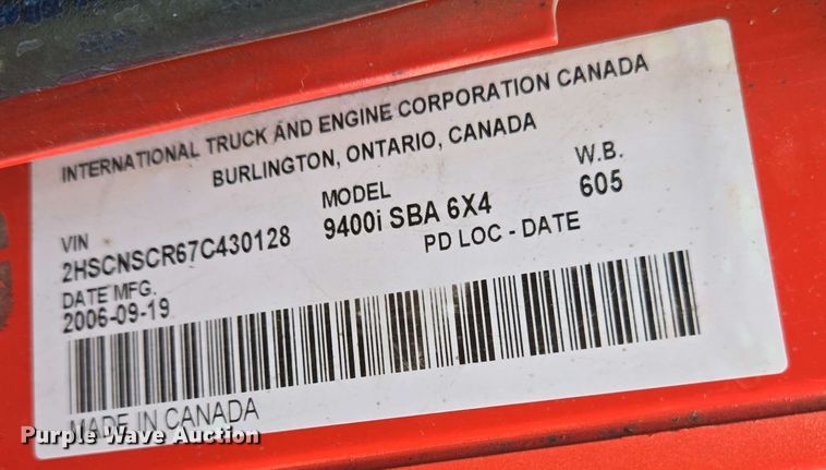 image for item EL2067 2007 International 9400i semi truck