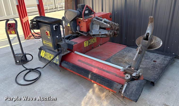 image for item EL2088 Corchi AG Super 52L tire machine