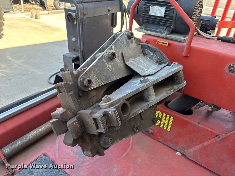 image for item EL2088 Corchi AG Super 52L tire machine