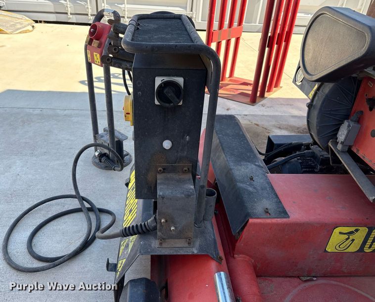 image for item EL2088 Corchi AG Super 52L tire machine