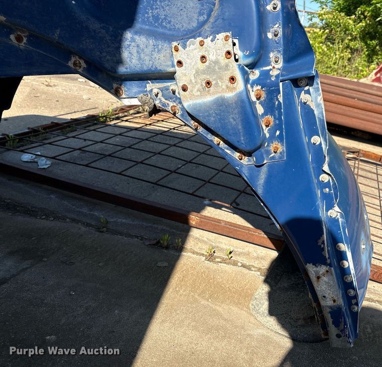 image for item EM2507 Peterbilt semi truck hood