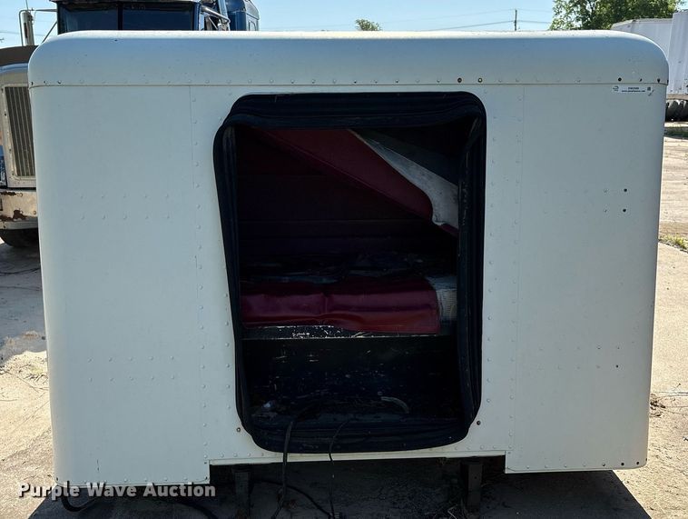 image for item EM2509 Peterbilt 379 sleeper