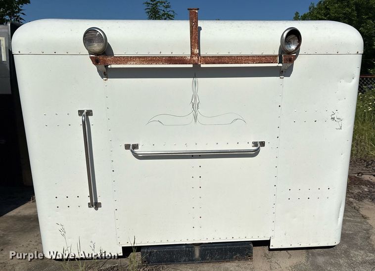 image for item EM2509 Peterbilt 379 sleeper