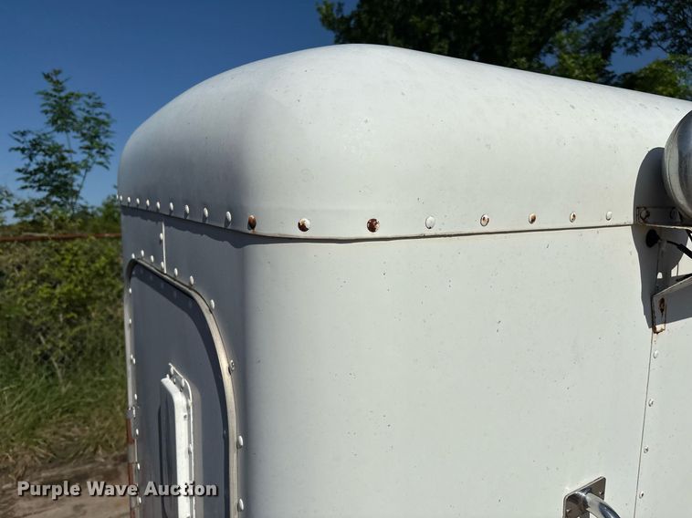 image for item EM2509 Peterbilt 379 sleeper