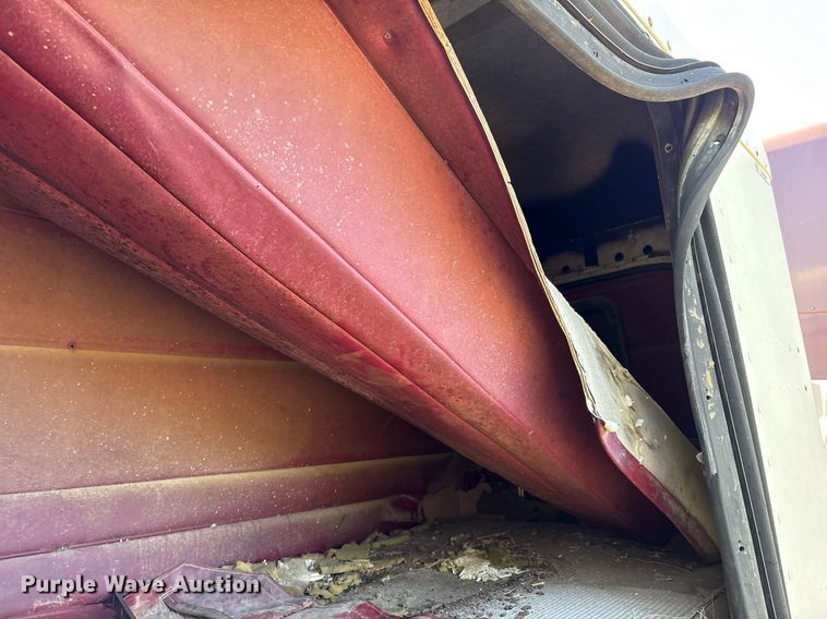 image for item EM2509 Peterbilt 379 sleeper