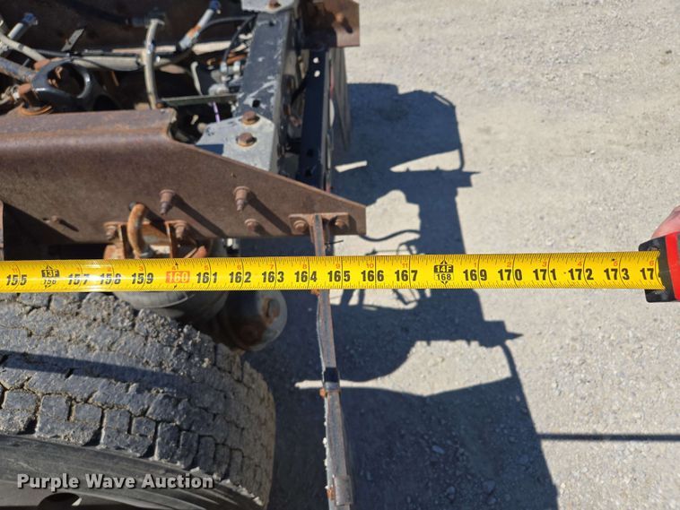 image for item EM7262 2012 Kenworth T800 semi truck