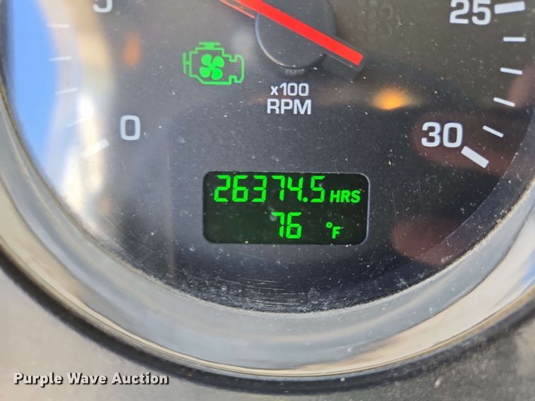 image for item EM7262 2012 Kenworth T800 semi truck