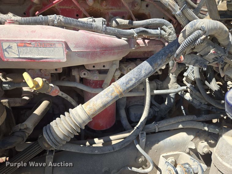 image for item EM7262 2012 Kenworth T800 semi truck