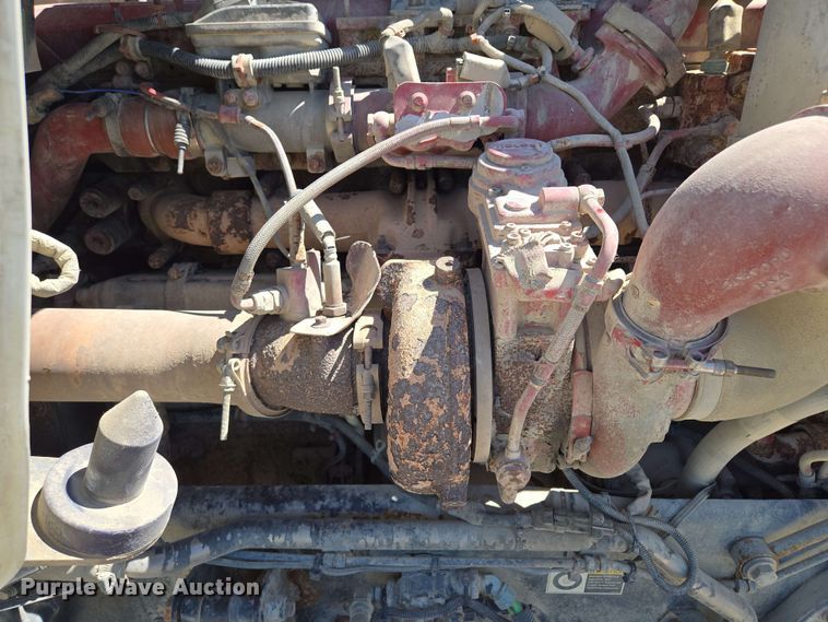 image for item EM7262 2012 Kenworth T800 semi truck