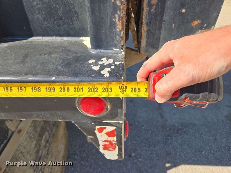 image for item EM7263 2014 Mack MRU613 refuse truck