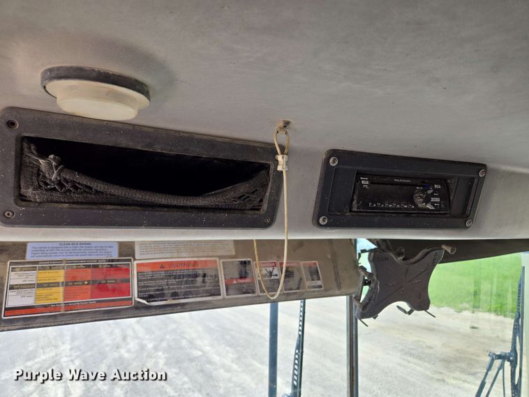 image for item EM7263 2014 Mack MRU613 refuse truck