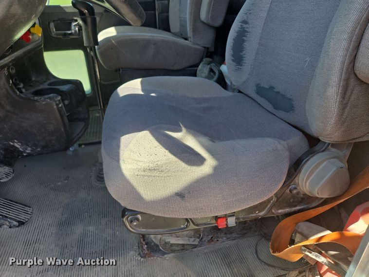 image for item EM7264 2012 Kenworth T800 semi truck